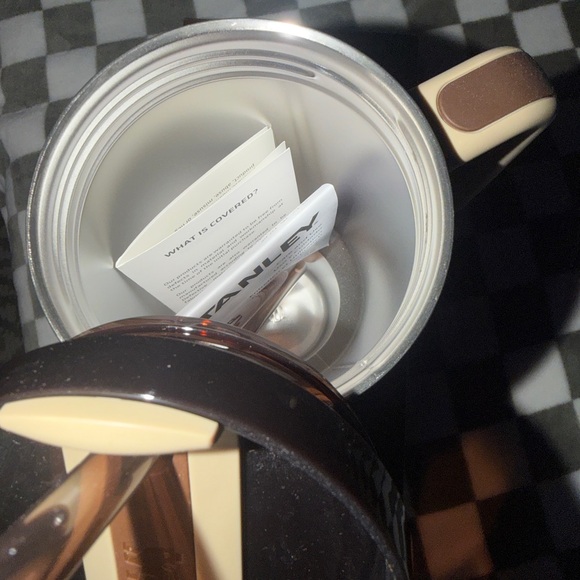 Post Malone Stanley Camouflage 40 oz tumbler - Picture 3 of 3